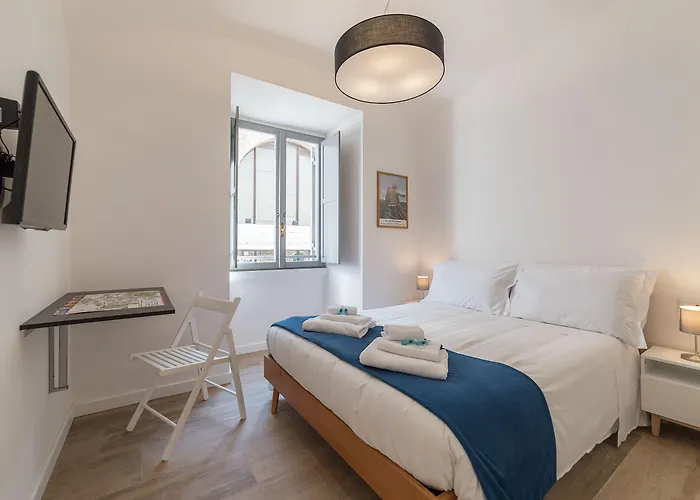 Station House Konukevi 3*